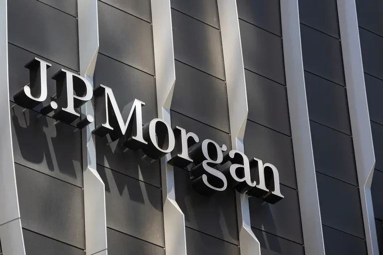 ビットコイン10年後に21万ドル？JPモルガンが初の長期想定