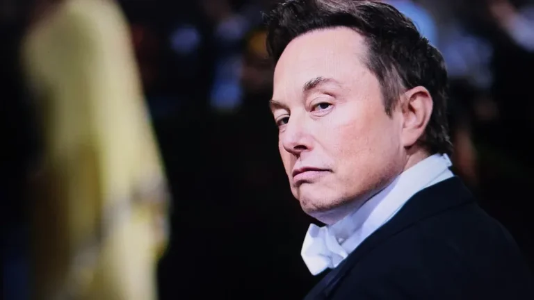 テスラとスペースX合併なるか、マスク氏表明｜BTC3万枚が1社に？