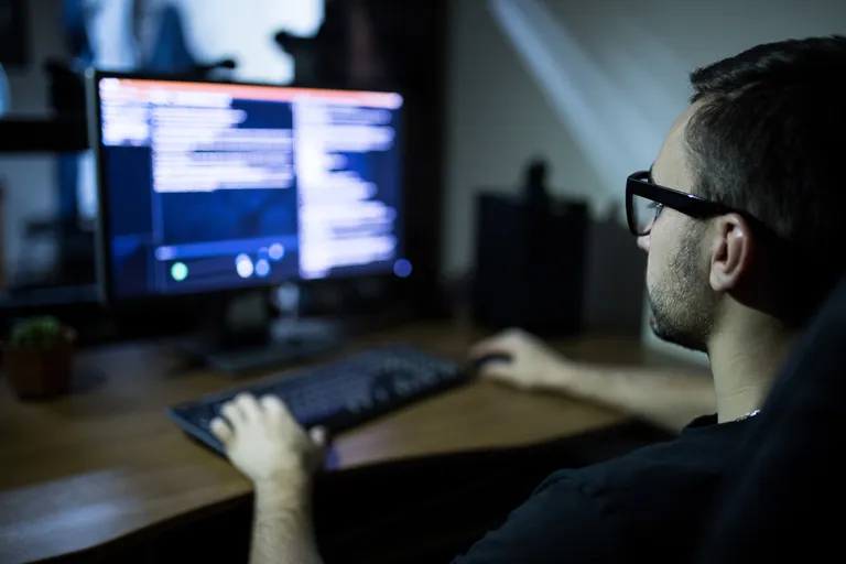中国ネットカフェで9000万円相当のシアコインが不正にマイニングされる