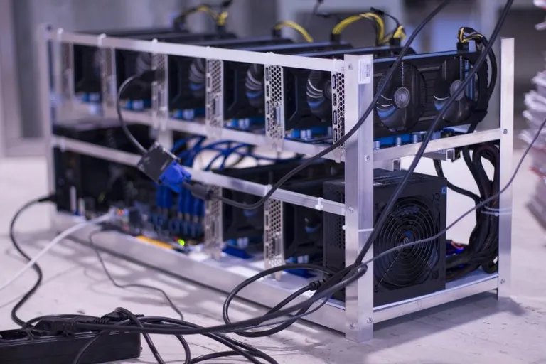 Bitmainが新たなプレIPOラウンドで再び10億ドルの調達を目指す