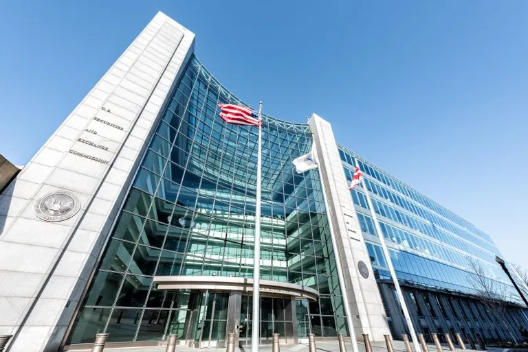 米証券取引委員会 (SEC) がビットコインETF申請却下の再審査を発表