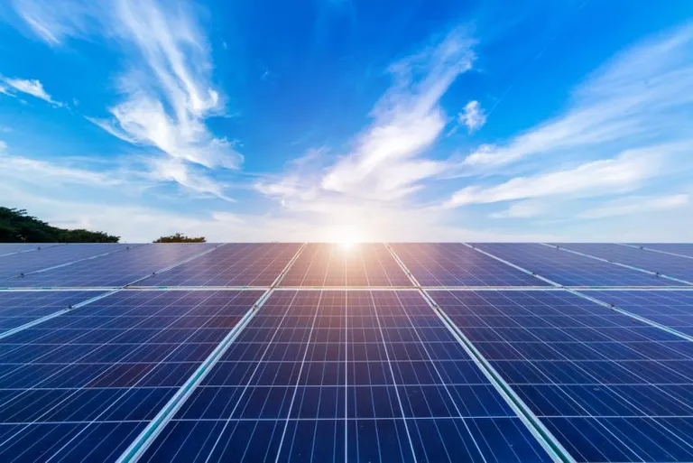 「太陽光でマイニング」オーストラリアで新マイニング施設が建設中
