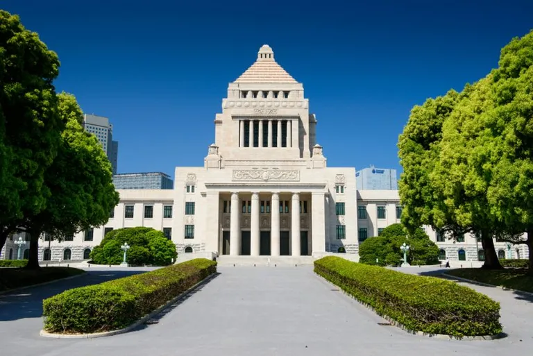 ブロックチェーン推進派の平井卓也氏がIT担当大臣に就任！仮想通貨業界に追い風となるか？
