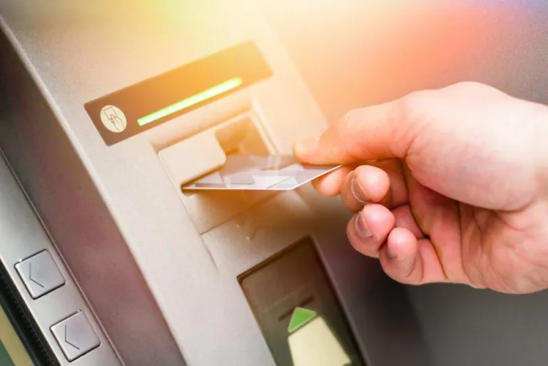 LibertyXとGenmegaが米国のATM10万台にビットコイン販売機能を追加へ