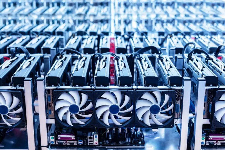 ビットコインマイニング企業のGigaWattが債務不履行で倒産