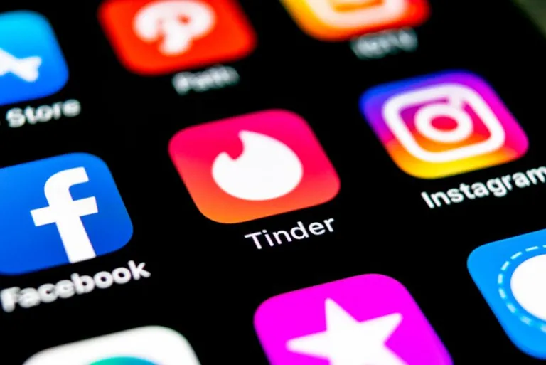 Bitrefillがバレンタインデーに合わせて仮想通貨でTinderのアップグレードを提案