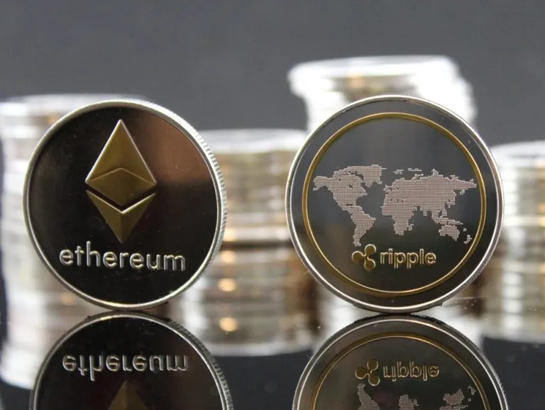 Ethereum / $ETH がRipple / $XRP の時価総額を追い越しおよそ1ヶ月ぶりに2位に復帰