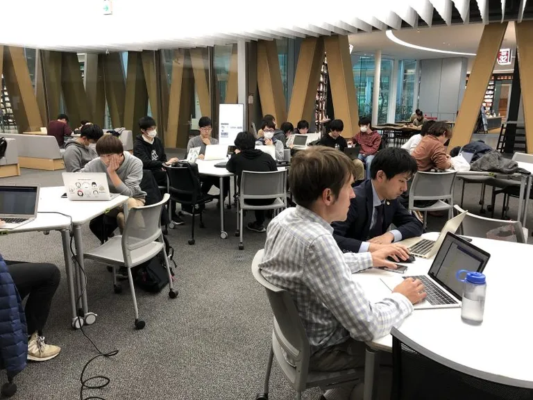 近畿大学ACT x IOST財団 共催、２日間の教育 x ブロックチェーンハッカソン