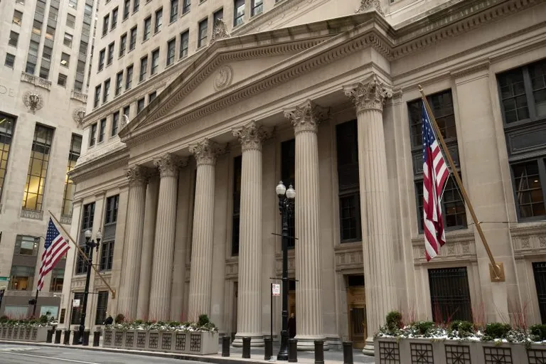 米国FRBが1％の緊急利下げを発表, ビットコインは一時$6,000付近まで高騰