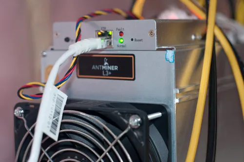Bitmainの提供する新型マイニングマシーンAntiminer T19がリリースされる