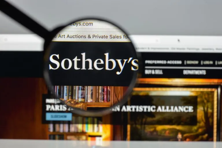 Sotheby'sのNFT専門オークション『Natively Digital』でCryptopunksが約13億円で落札