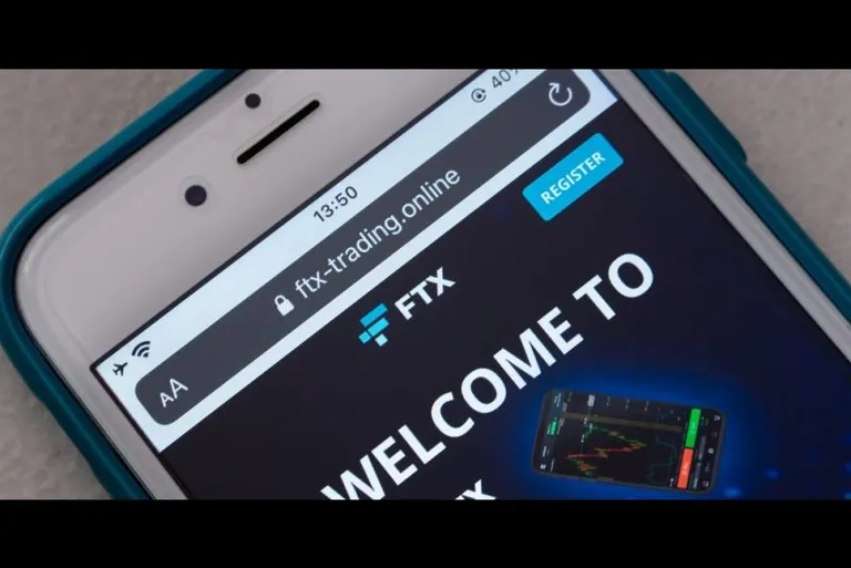 FTX経営破綻の一件が映画化へ | 有名作家の書籍放映権をAppleが獲得か