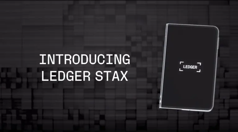 Ledger、新デバイス「Ledger Stax」を発表 | iPodの生みの親が制作に参加