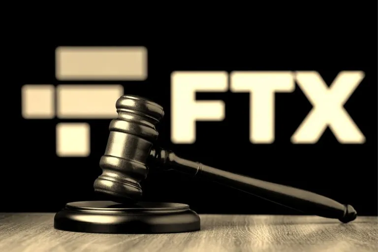 FTX創業者SBF、共謀・電信詐欺・資金洗浄等で起訴 =報道
