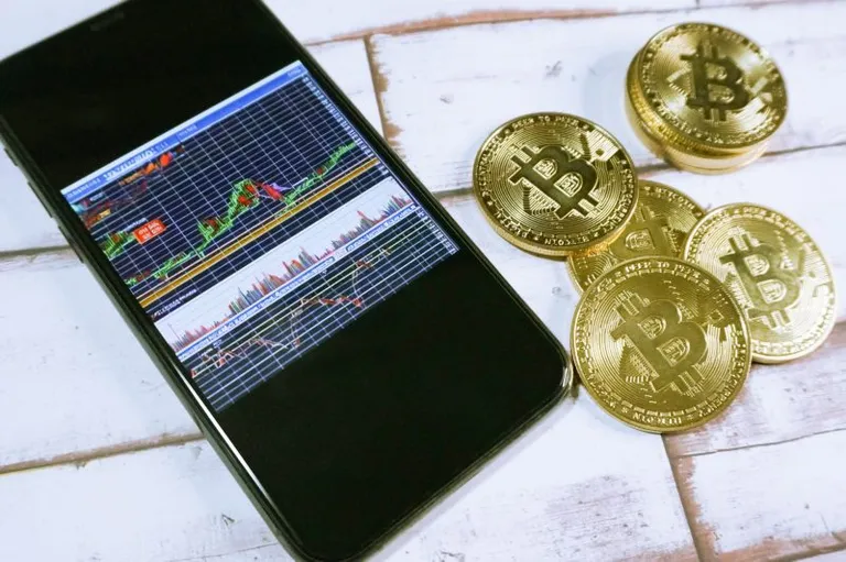 ビットコインとは？取引の前に知っておくべき基礎知識