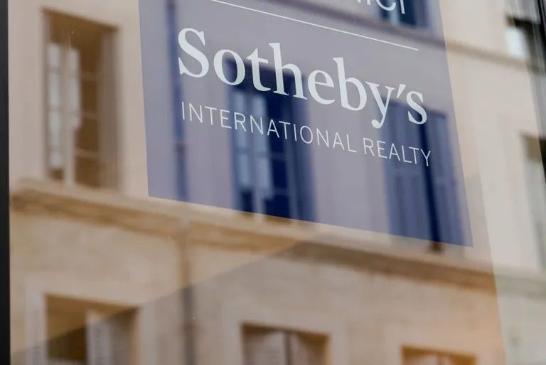 Sotheby'sが3ACの所有していたNFTコレクションをオークションで出品