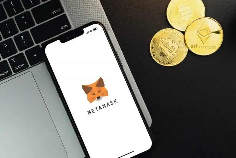 MetaMask(メタマスク)で新機能|189カ国対象で複数の支払い方法が可能に