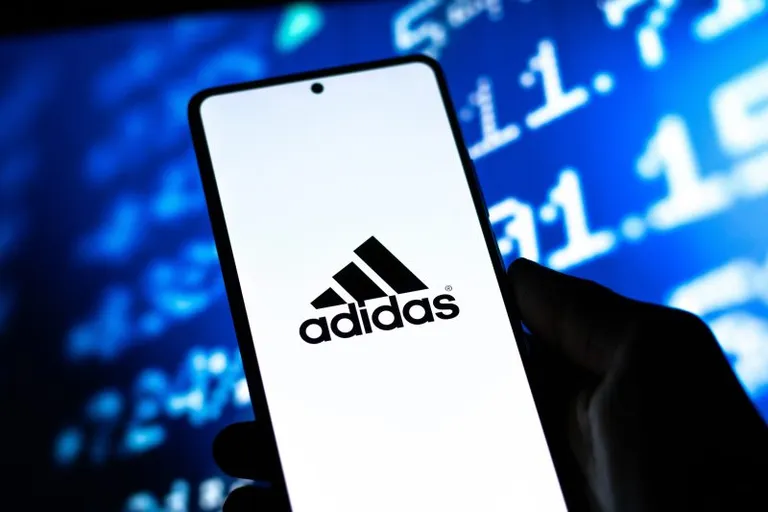 adidas（アディダス）、NFTを活用したイベント「Rift Valley Motel」の予告を行う