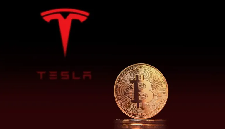 急騰のビットコイン、時価総額でテスラに迫る