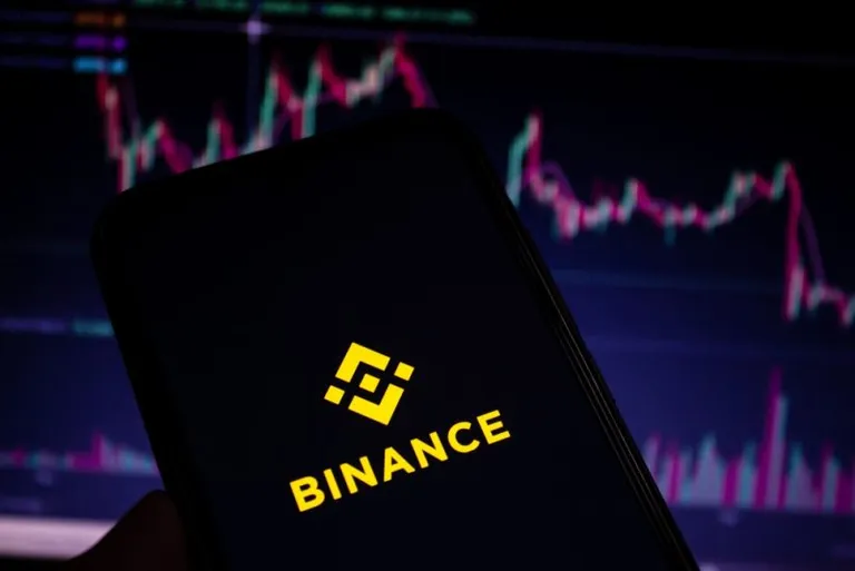 Binance、価格乖離のステーブルコインの取引を停止｜一時3ドル以上に
