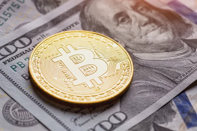 ビットコインが52,000ドルを突破｜ETFへの資金流入も増加傾向に
