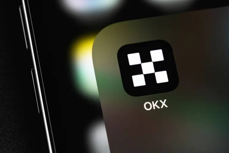 仮想通貨取引所OKX、香港での申請取り下げ
