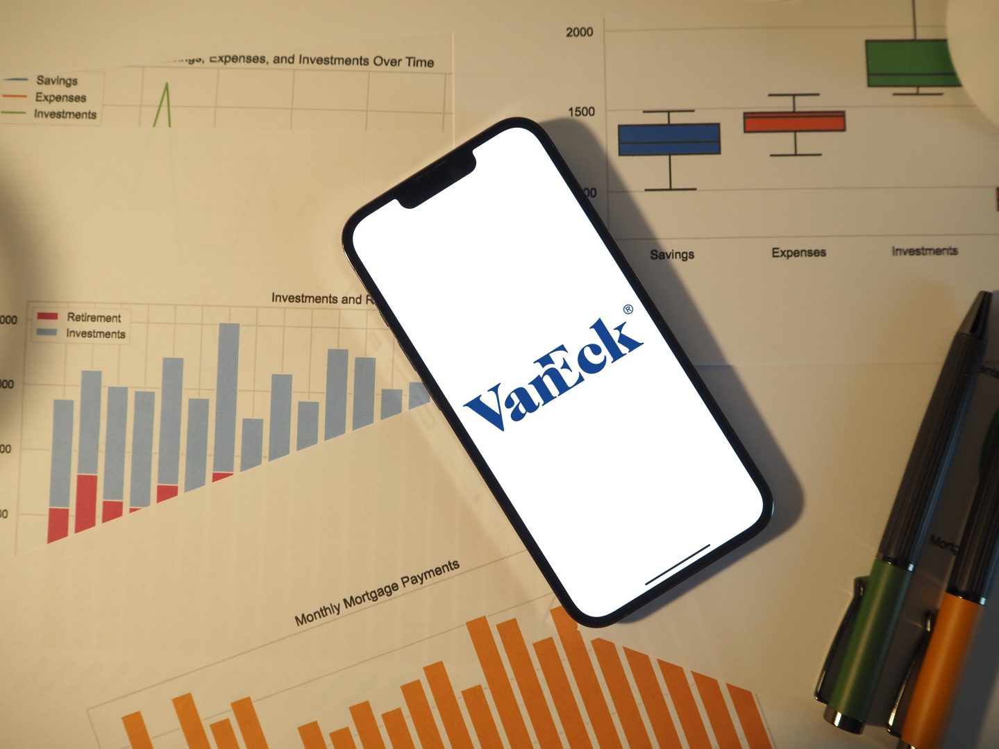 VanEck、イーサリアム先物ETFを閉鎖｜現物ETFに注力