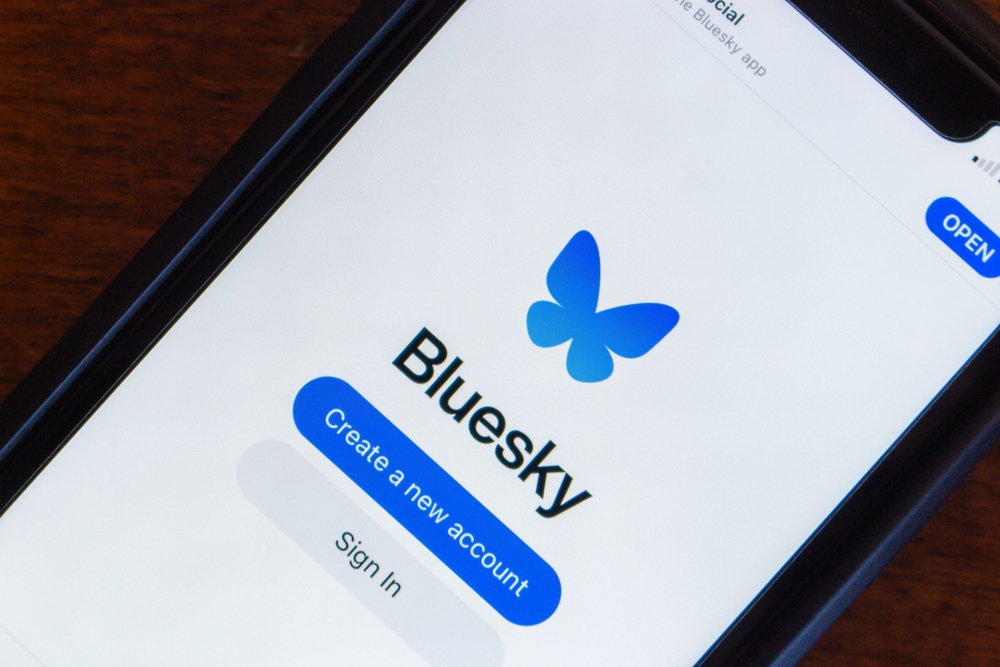 分散型SNS「Bluesky」のユーザー急増｜ブラジルでの「X」停止が追い風に