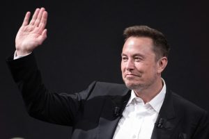 ミームコイン$D.O.G.Eが1日で100%の急騰｜イーロン・マスク氏の政府機関登用への期待の反映か