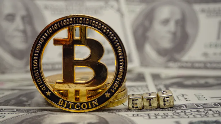ビットコインETF週間流入32.4億ドル、史上2番目の規模を記録