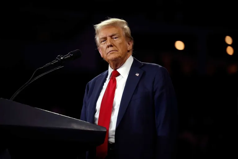 トランプ公式ミームコイン$TRUMP、大統領弾劾の法的懸念も浮上か