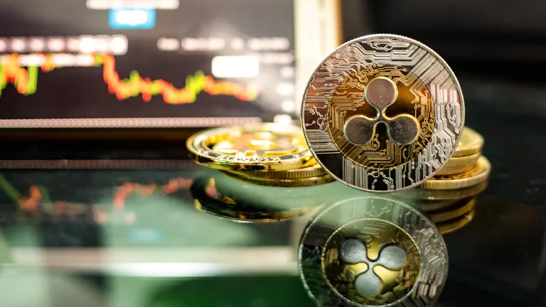 「リップル (XRP) は崖から転落寸前」との警告？オレゴン州提訴の新たな試練も