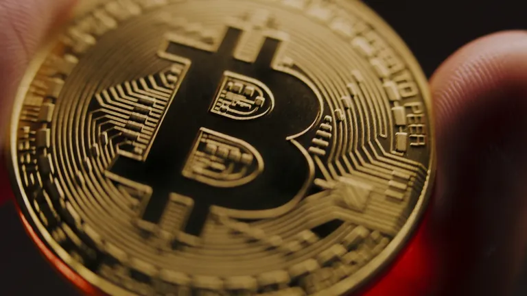 ビットコインは今が買い場？今こそ振り返る下落相場の投資鉄則