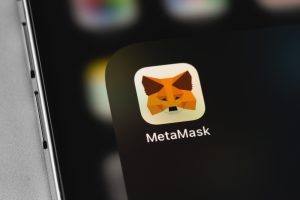 MetaMask共同創設者「独自トークン発行は検討中」｜ウォレット内告知を明言