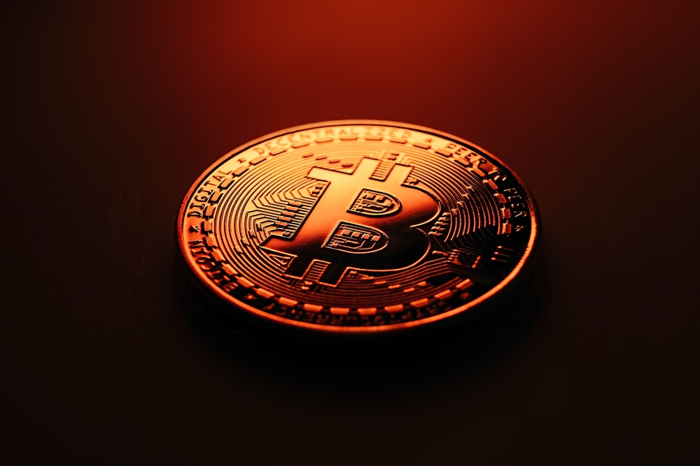 ビットコイン、「供給ショック」による価格急騰のシグナル?|10万6000ドル突破も取引数は減少 ビットコイン、「供給ショック」による価格急騰のシグナル?|10万6000ドル突破も取引数は減少