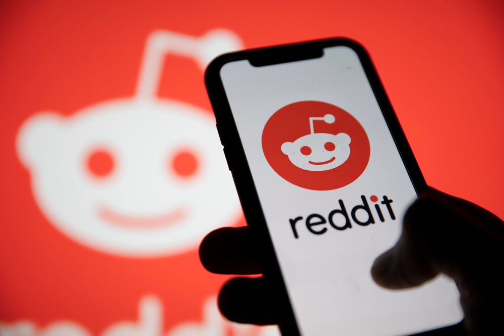Redditは匿名性を捨てるのか?暗号資産プロジェクト活用で本人確認か Redditは匿名性を捨てるのか?暗号資産プロジェクト活用で本人確認か