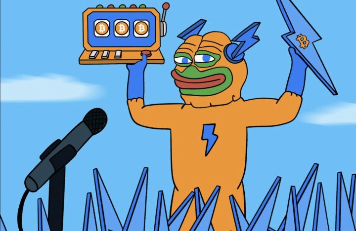 ビットコインのスロットマシンと稲妻マークの武器を高く掲げるヒーロー風のキャラクターが、ステージで群衆に向かってスピーチする様子を描いたコミカルな仮想通貨イラスト。