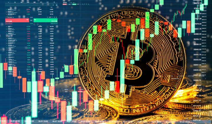 ビットコイン史上初12万ドル突破、アナリストが語る次の価格目標とは ビットコイン史上初12万ドル突破、アナリストが語る次の価格目標とは