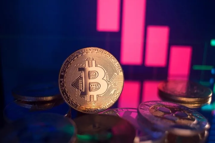 ビットコイン、11万ドルまで下落か？専門家は「健全なリセット」と分析