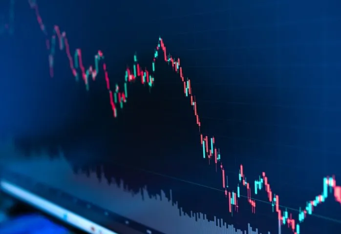 XRP・SUIへ投資発表もアンバー株は6.7%安｜新株発行が原因か