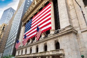 米国大手銀、半数が暗号資産参入へ｜金融業界に地殻変動か