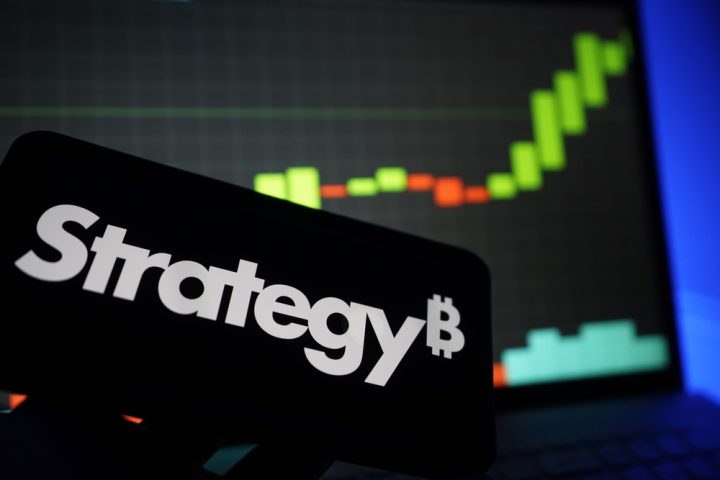 BTCで年率9%配当？ストラテジー社の「新戦略」とは