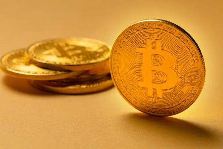 日本も続く？世界の6分の1の国家がBTC導入へ