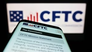 CFTCトップ人事、トランプ氏への直談判で覆る。その舞台裏とは