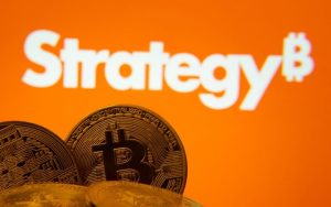 ストラテジー社、時価総額でコインベースを圧倒