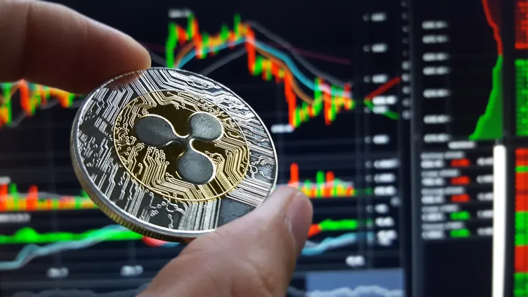 リップル(XRP)、日足で戻り売り優勢ー短期EMAが「蓋」【仮想通貨チャート分析】