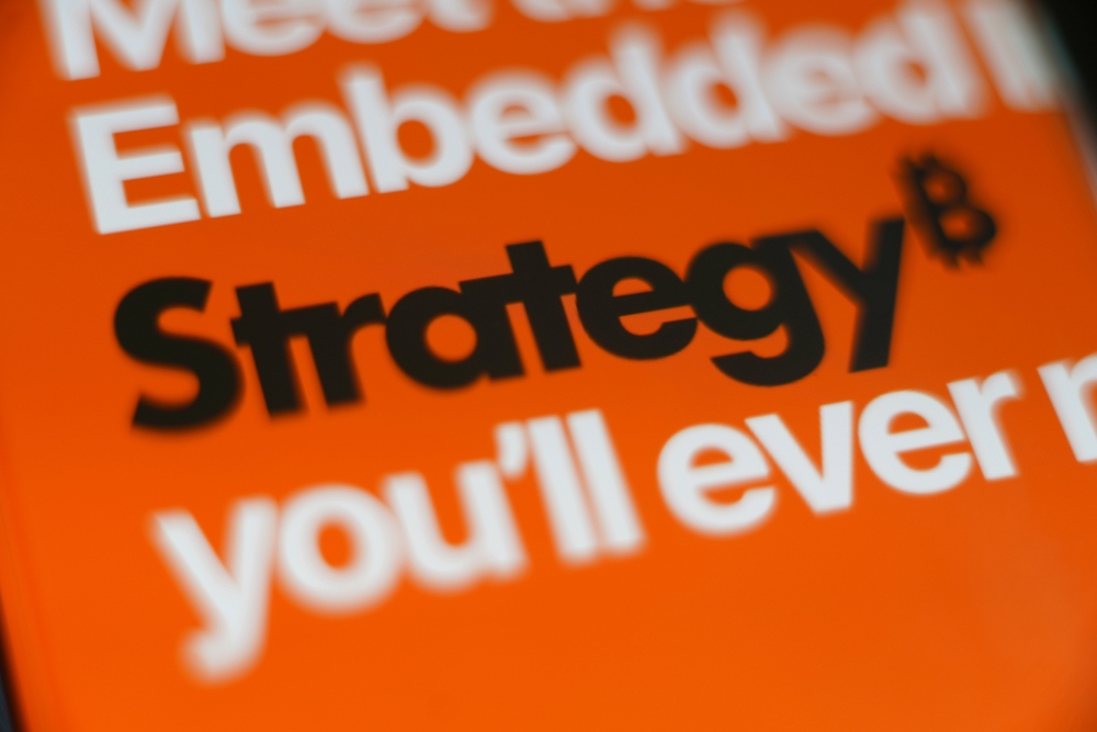 7.2兆円分ビットコイン保有のStrategy社、株価17%急落