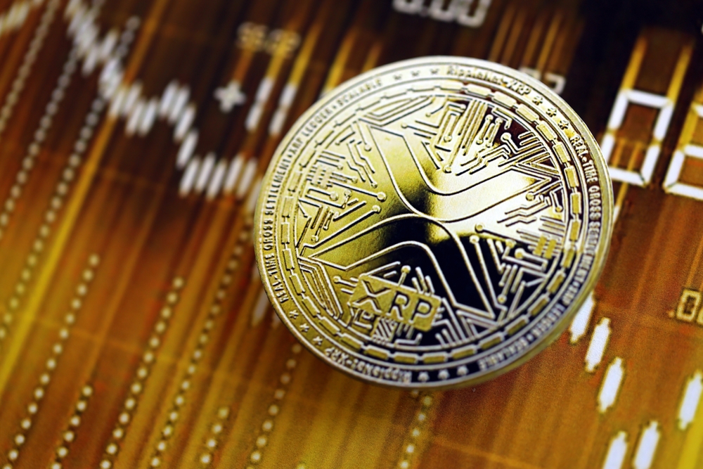 リップル(XRP)、2.10ドル台へ急騰ーゴールデンクロス完成【仮想通貨チャート分析】