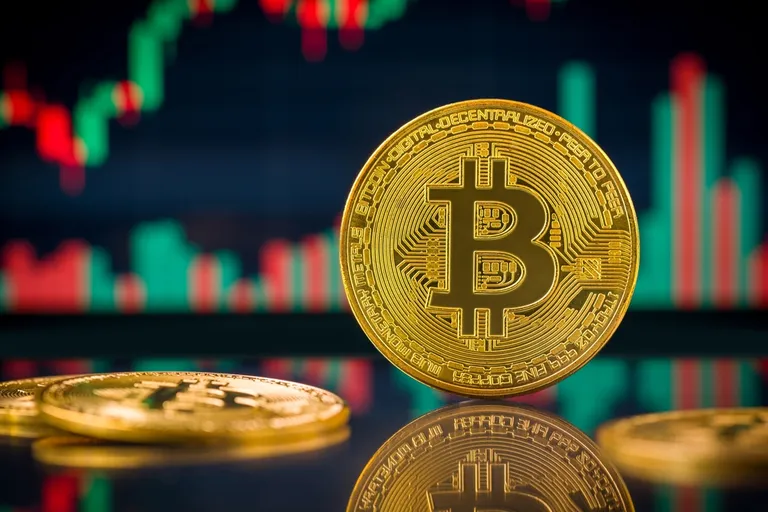 ビットコイン(BTC)、95,000ドルを突破ーショートカバーが発生【仮想通貨チャート分析】