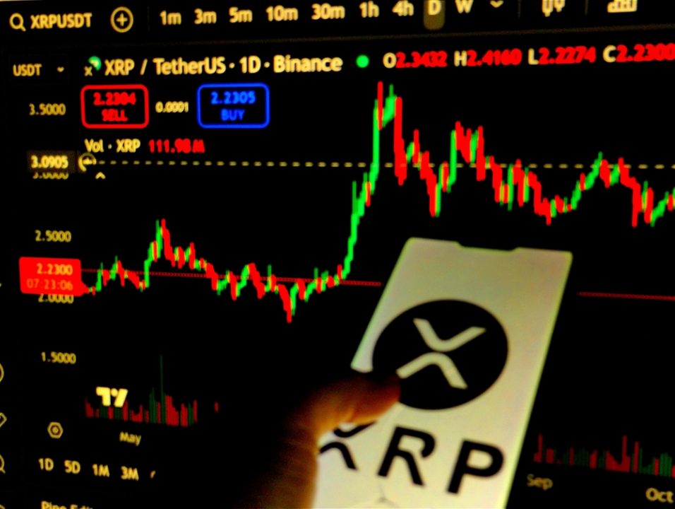 XRP爆上げは幻想？RLUSD普及でも「価格に響かない」意外な理由